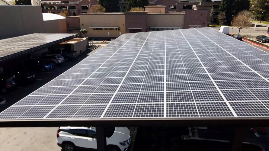 138-kWh photovoltaic solar system located at a Chick-fil-A restaurant in Santa Rosa is part of a four-component microgrid. Chick-fil-A