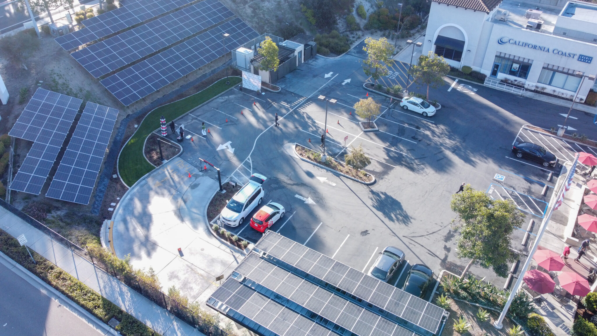 SolMicroGrid Array
